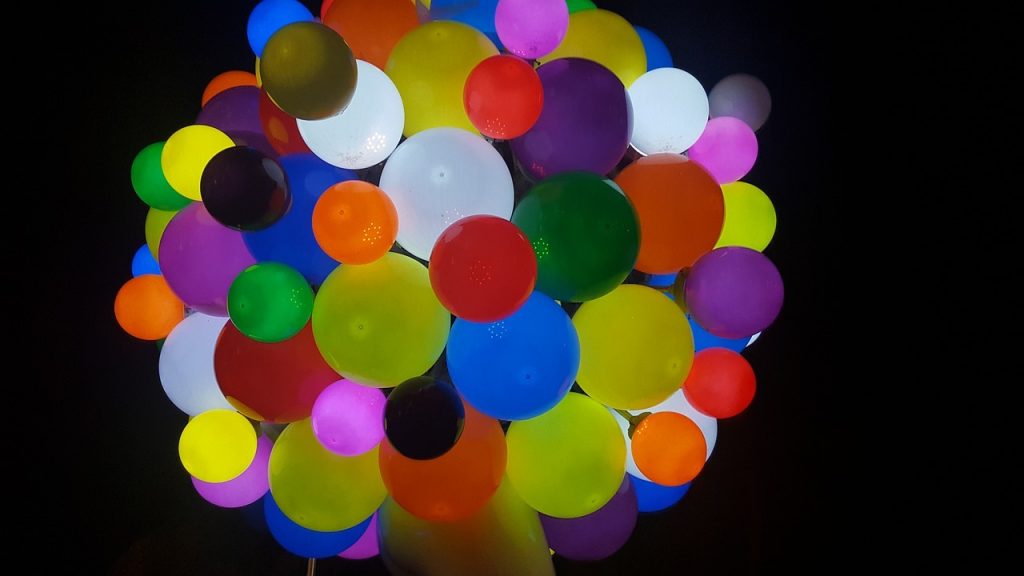 Ballon lumineux LED : 4 choses à considérer avant d’en acheter